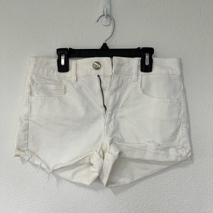 Size 6 American Eagle white denim high rise shortie
